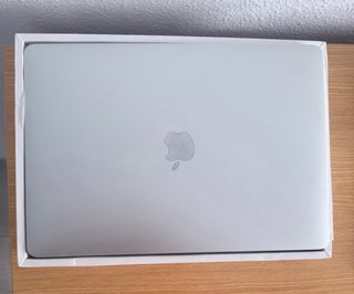 MacBook Pro 13 2020 256GB SSD Touch Bar