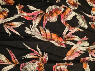 Pantalón ancho estampado floral