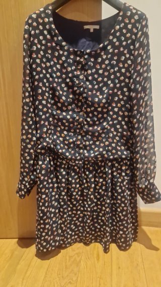 Vestido estampado floral manga larga