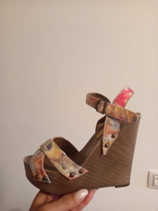 Lote 7 pares zapatos y sandalias T.35