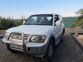 Mitsubishi Montero 2002