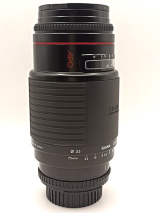 Sigma 75-300mm 4.5-5.6 AF APO per Nikon