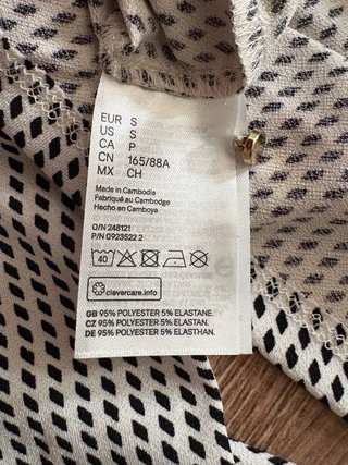 Vestido H&M estampado cruzado