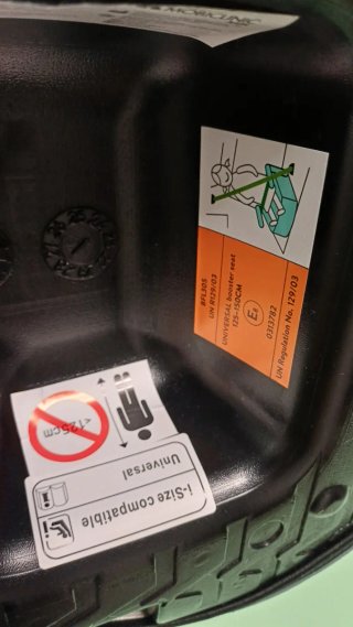 Asiento para coche niños ya grandes..casi nuevo..
