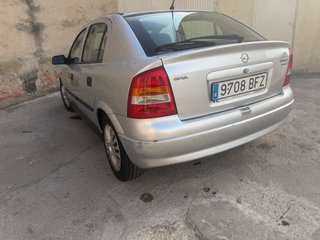 Opel Astra 2003