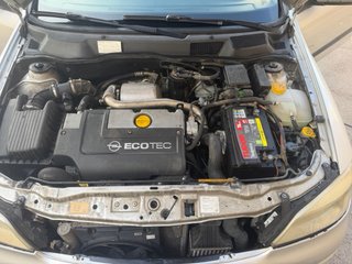 Opel Astra 2003