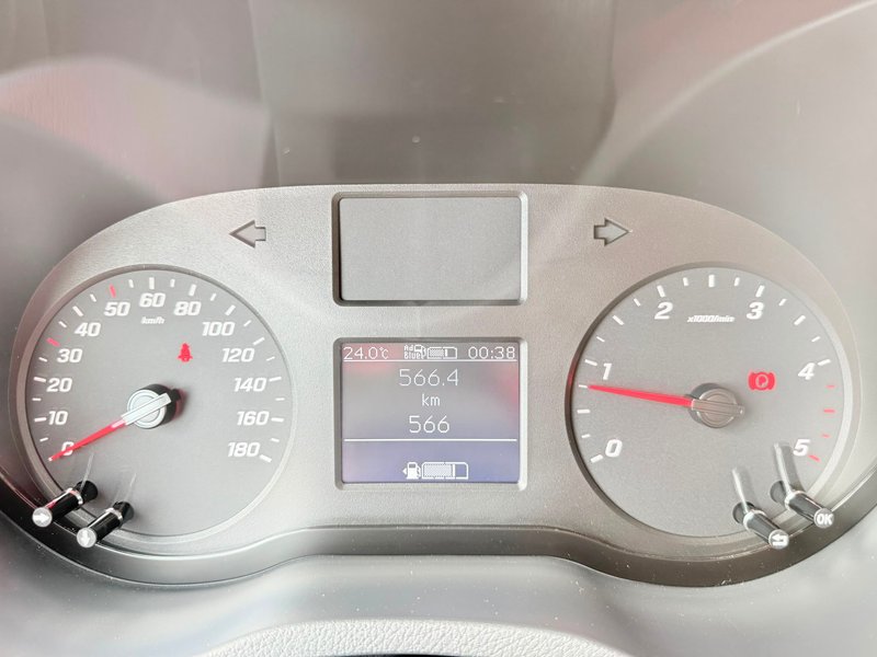 Mercedes-Benz Sprinter 2026, foto 2