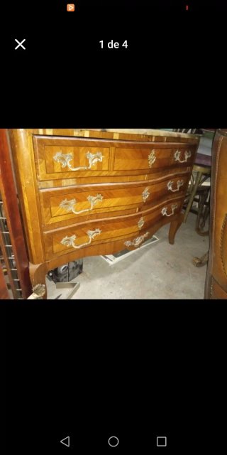 Cómoda vintage de madera con mármol