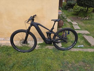 Bicicleta Mtb Cube Negra Híbrida