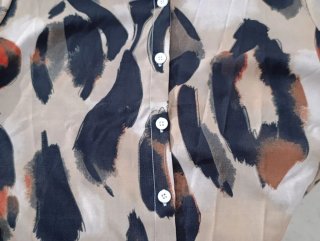 Blusa Estampado Abstracto Beige/Naranja Talla M