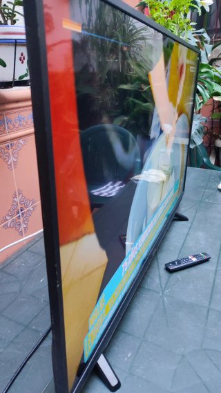 Televisión Grundig 50" 4K con Netflix