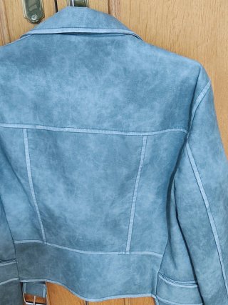 Cazadora Biker Efecto Piel Bershka Talla L