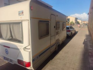 Caravana Bürstner Amara 430 <750kg 2 ambientes 4p.