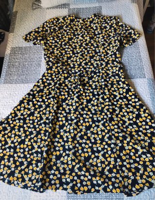 Vestido estampado flores negro y amarillo T.XXL