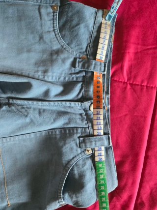 Calças Jeans vintage, Azuis. Medidas nas fotos
