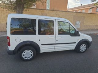 Ford E-Tourneo Courier 2007