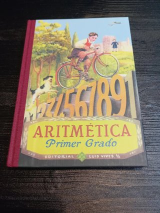 Lote de 2 reproducciones de antiguos libros escola