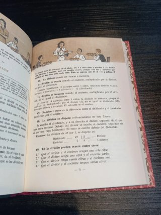 Lote de 2 reproducciones de antiguos libros escola