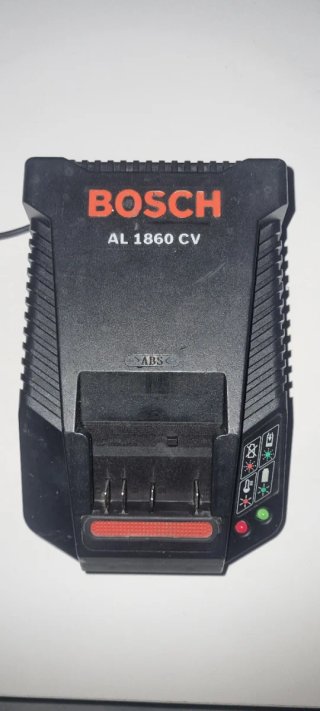 Cargador Bosch AL 1860 CV