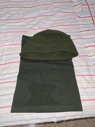 Gorro polar y braga cuello militar