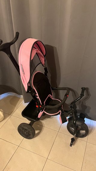 Triciclo rosa para niños hasta 3 años