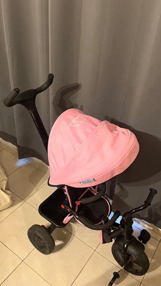 Triciclo rosa para niños hasta 3 años