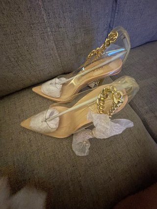 Zapatos transparentes Mia dorados