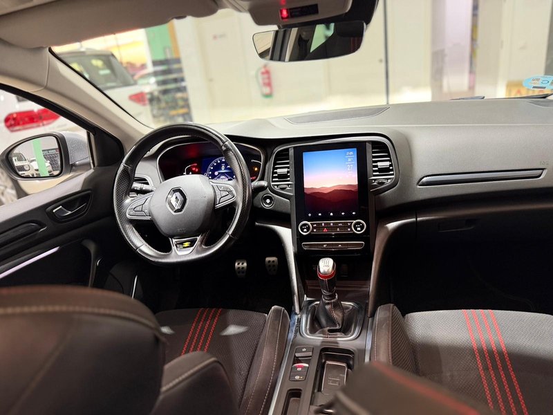 Renault Mégane 2021, foto 12