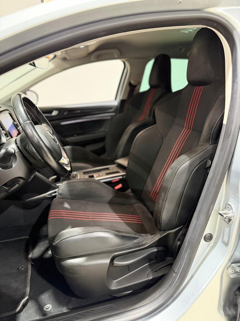 Renault Mégane 2021, foto 13