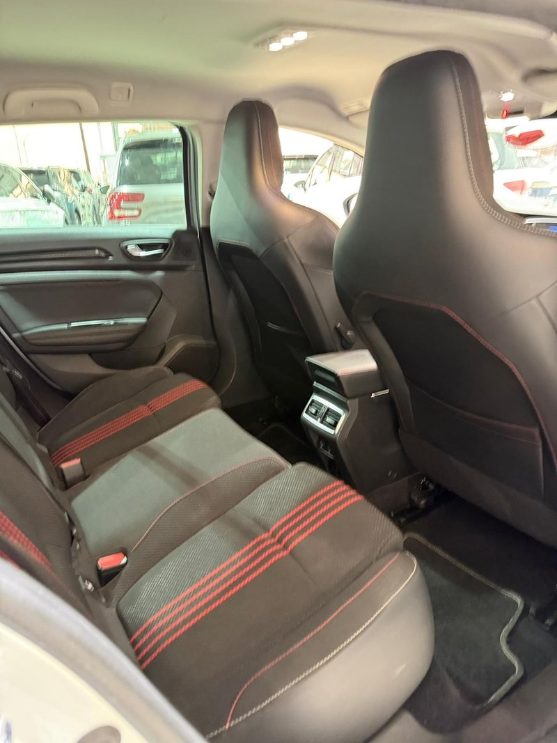 Renault Mégane 2021, foto 18