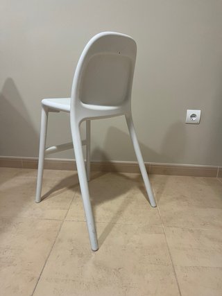Trona alta blanca para bebé