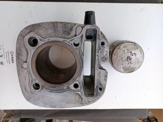Cilindro y Pistón Yamaha SR 250