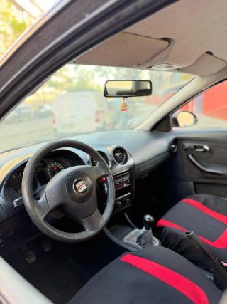 SEAT Ibiza 2004