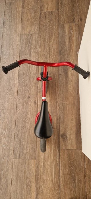 Bici sin pedales roja