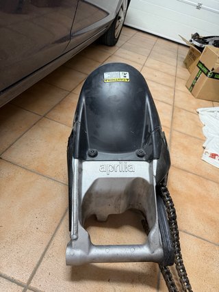 Basculante Aprilia RSV4 RF 2018