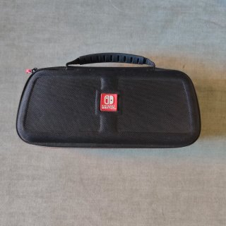 Nintendo Switch con accesorios (precio negociable)