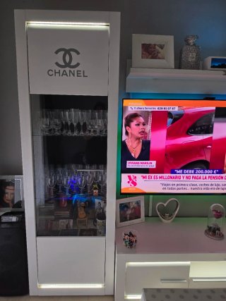 Mueble de salón blanco alto brillo