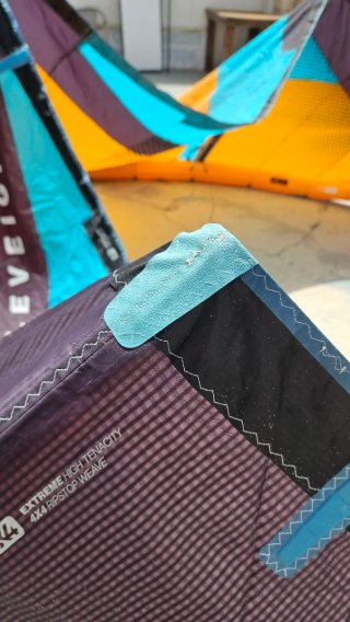 Cometa Kitesurf Eleveight RS 10m 2025