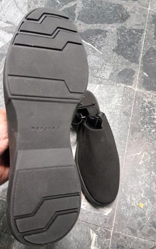 Sandalias negras para hombre