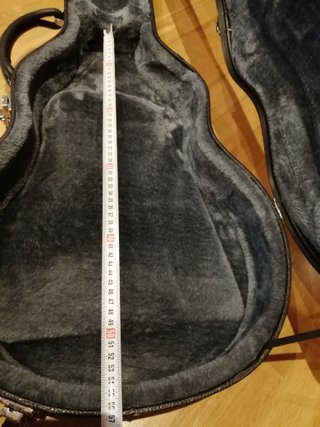 Cambio estuche guitarra eléctrica genérico