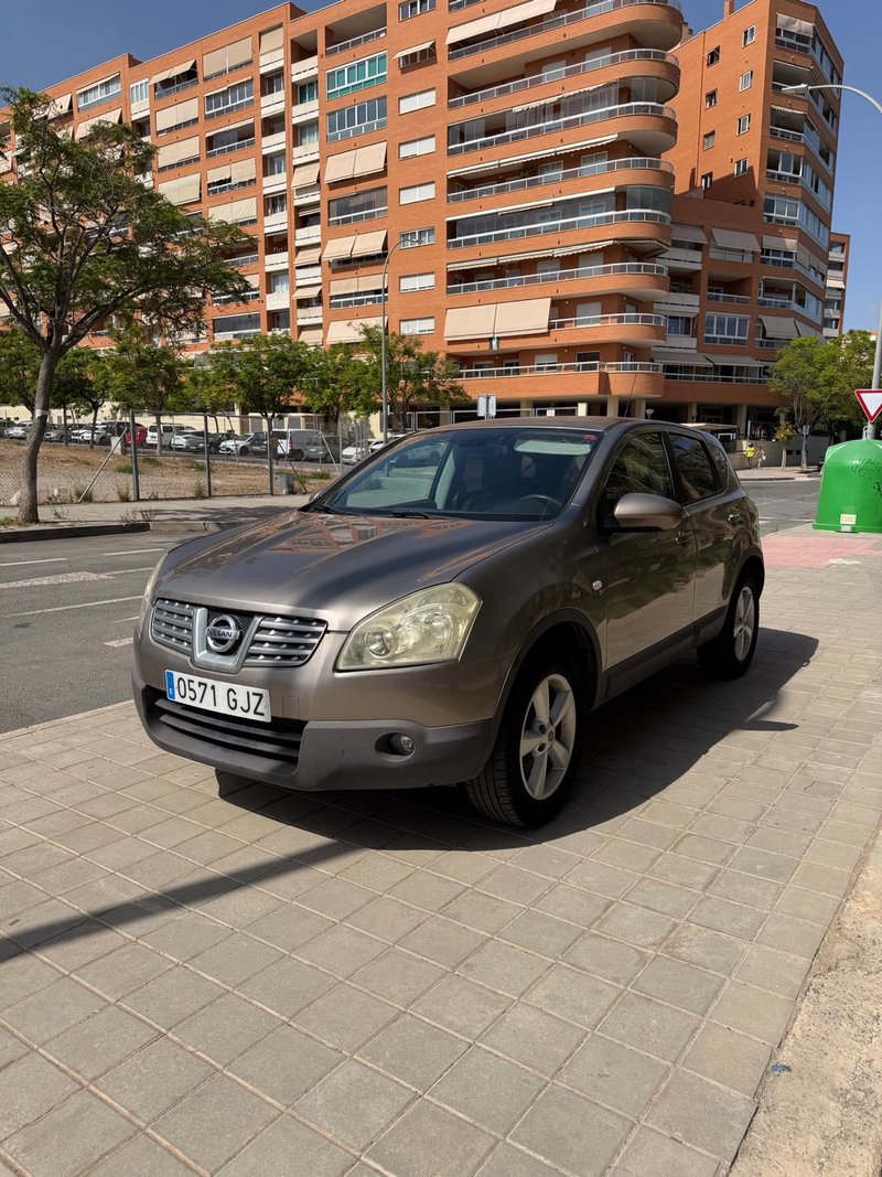 Nissan Qashqai 2008 - foto 1
