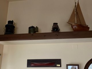 Maqueta de barco y antiguedades
