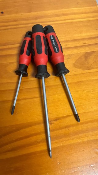 Set 3 Destornilladores Mango Rojo