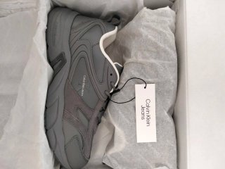 Zapatillas Calvin Klein Hombre Talla 42 Gris