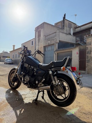 Honda VF750 Custom Negra - 1ª mano