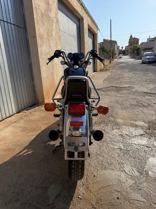 Honda VF750 Custom Negra - 1ª mano