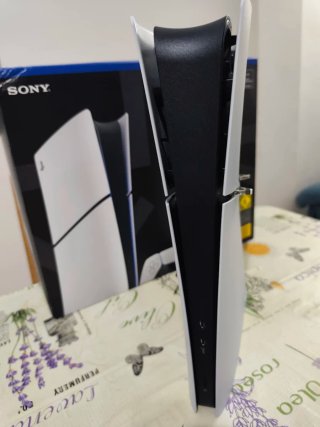 Consola PS5 Digital + Mando + Disquera