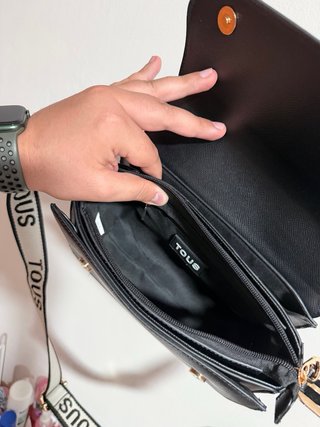 Bandolera Tous Negra Tamaño Mediano