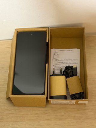 TCL 50 5G 128GB 8GB RAM