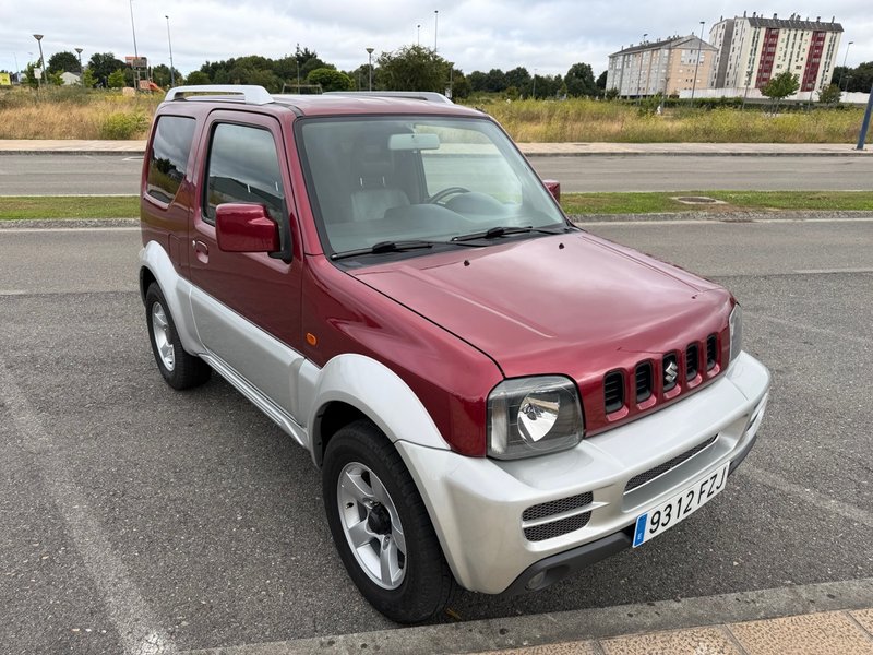 Suzuki Jimny 2008 - foto 1